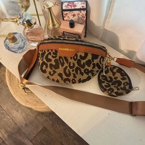 Leopard Print Fashion Bag with Brown Accents